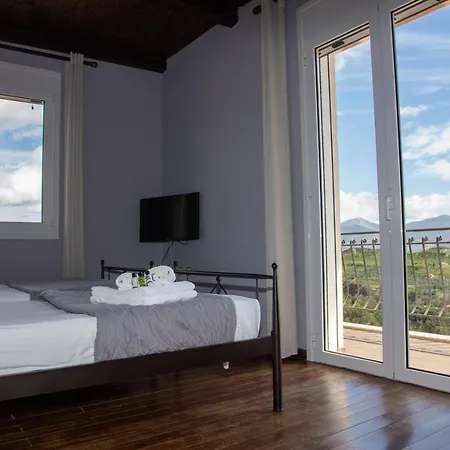 Mylos House With Sea View ليكسوري